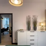 Urban Global Premium - 21st Floor No 5 - Free Garage * Katowice
