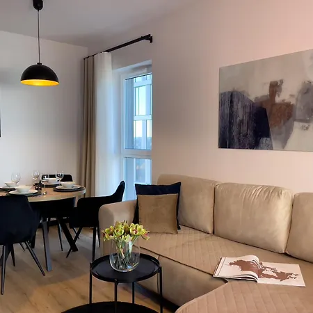 Urban Global Premium, 21st Floor No 5, Free Parking, Self Check-in, No Deposit Apartament