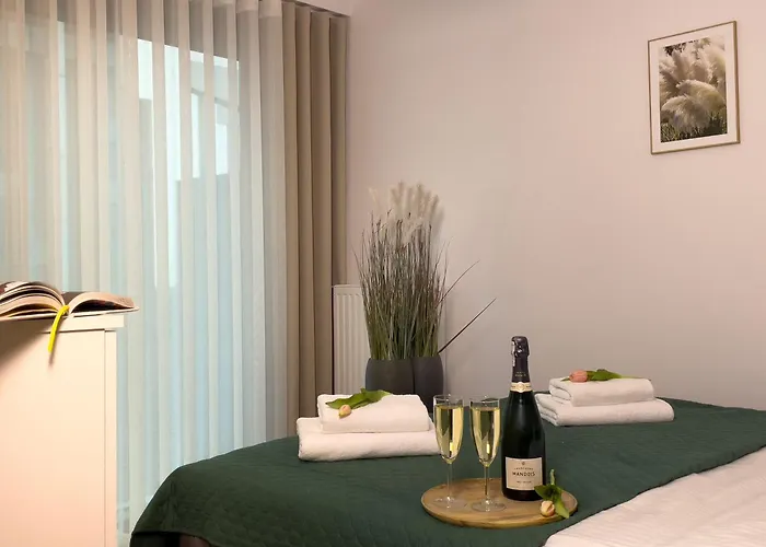 Urban Global Premium, 21st Floor No 5, Free Parking, Self Check-in, No Deposit Apartament