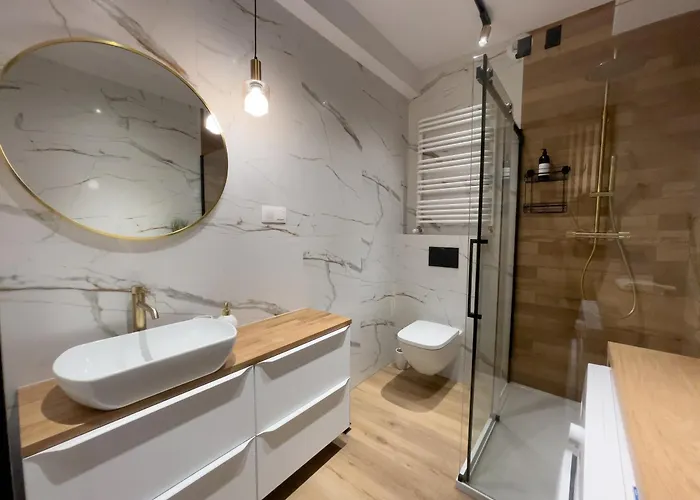 Urban Global Premium, 21st Floor No 5, Free Parking, Self Check-in, No Deposit Apartament *